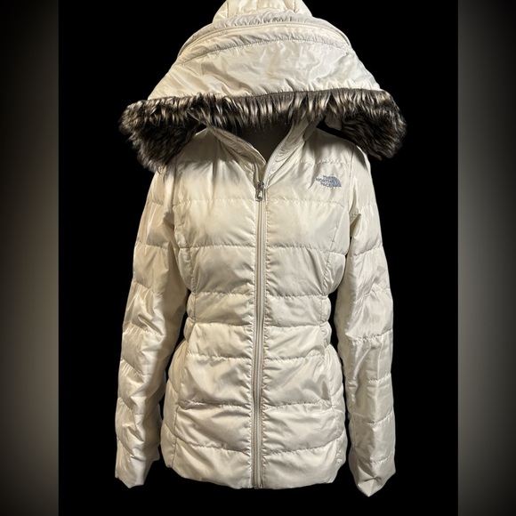 The North Face 550 Women's Cream Down Jacket with Faux Fur Hood - Picture 1 of 9